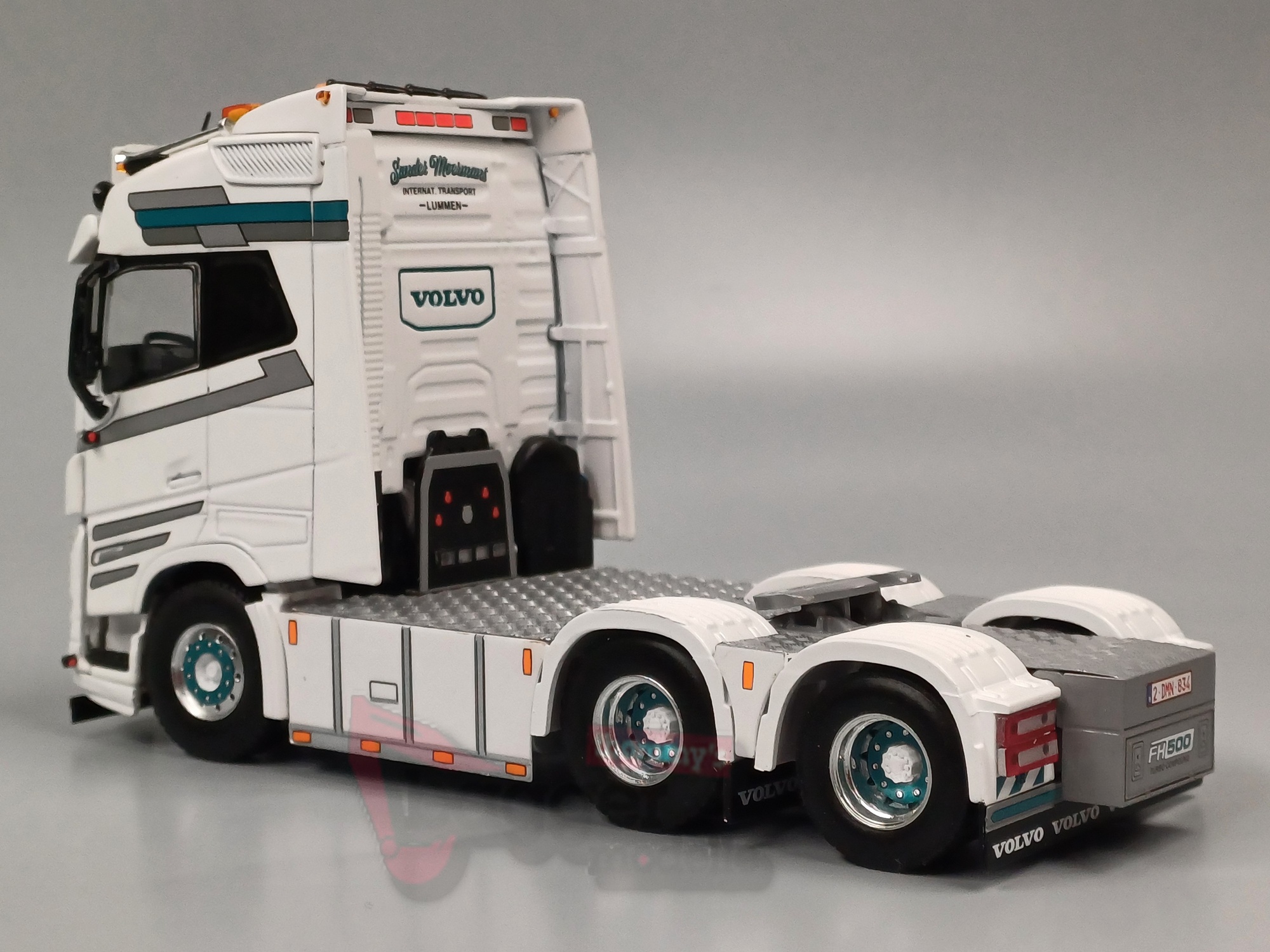 01-4611 - WSI- Volvo FH5 GL 3achs Zugmaschine "Lutra -B-